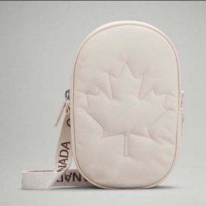 BNWT Lululemon Team Canada Future Legacy Crossbody Bag